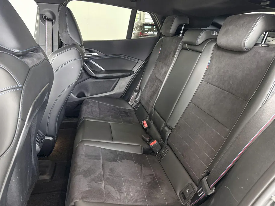 BMW iX2 eDrive20 67 kWh M Sport Edition