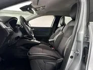Renault Captur 1.6 E-Tech PHEV 160 Intens | Groot Scherm + Navigatie | Parkeercamera | Cruise Control