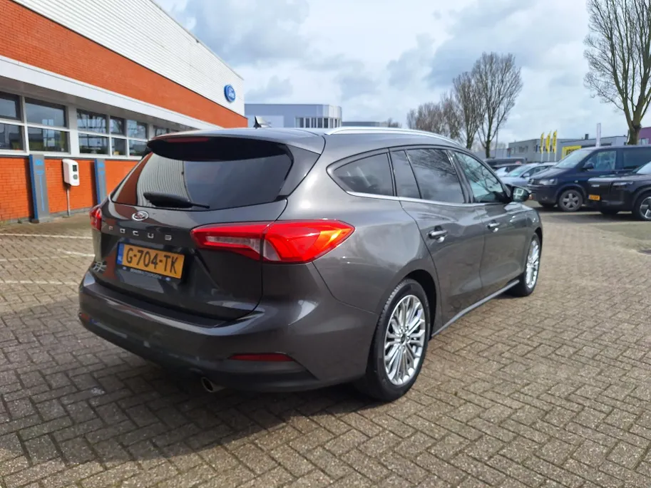 Ford Focus Wagon 1.0 EcoBoost Titanium Business