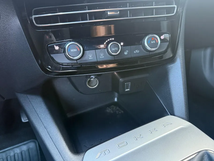 Opel Mokka 1.2 Turbo GS | Fabrieksgarantie! | Camera | Apple Carplay/Android Auto | Climate Control | Cruise Control | Stoelverwarming |