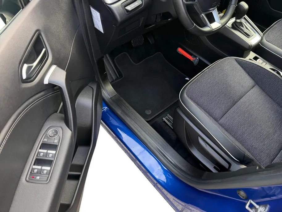 Renault Captur 1.6 E-Tech full hybrid 145 techno | Trekhaak | Camera | Parkeersensoren | LMV | Apple Carplay & Android Auto | Navigatie | Cruise & Climate Control | 12 Maanden BOVAG Garantie