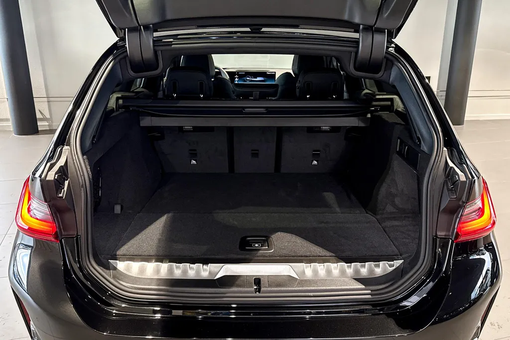 BMW 3 Serie Touring 330e