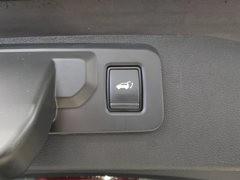 Mitsubishi Eclipse Cross Instyle 87 kWh Lederen bekleding | 360 camera | Stoel-/ stuurverwarming | Carplay / Android Auto | Panoramadak |