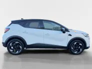 Renault Captur 160PK E-Tech Full Hybrid Techno Automaat | Camera | Parkeersensoren | Adaptive Cruise Control | Climate Control | Apple CarPlay/Android Auto | Full LED | Licht & Regen Sensor | Lichtmetalen Velgen |
