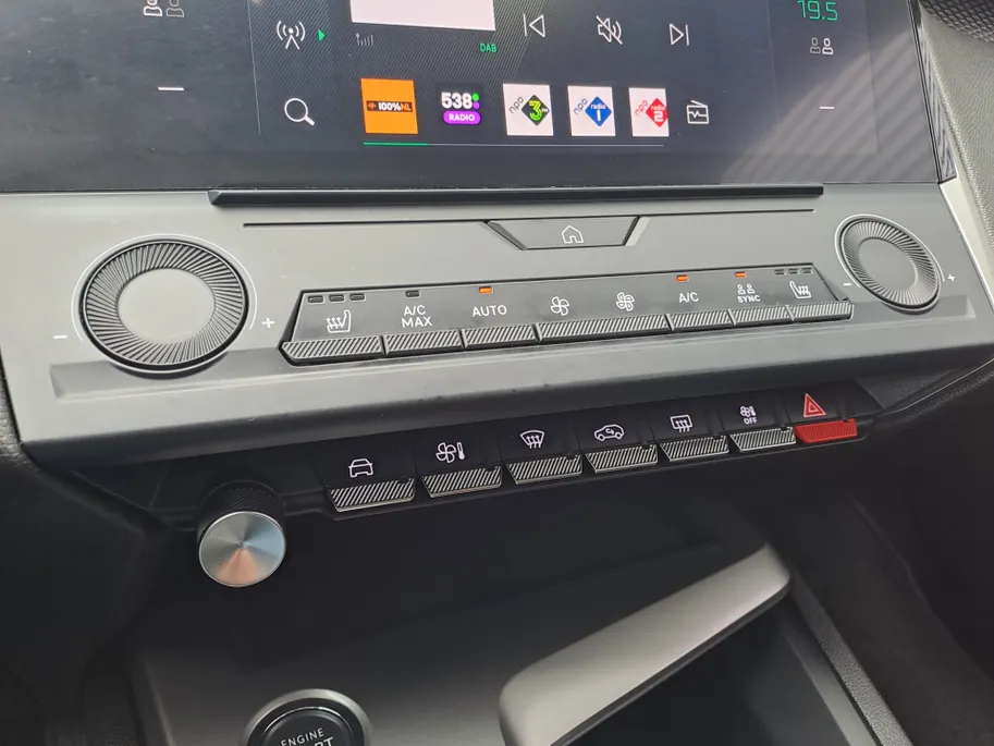 Peugeot 308 1.2 PureTech AUTOMAAT Active Pack Business | Adaptieve Cruise | Climate | Stoelverwarming | Apple Carplay/Android Auto