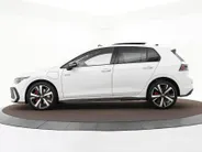 Volkswagen Golf 1.5 eHybrid 272pk DSG GTE · Panoramadak · Camera · Head-Up Display · ACC · Matrix LED · Optiekpakket Zwart · Garantie t/m 29-07-2030 of 100.000km