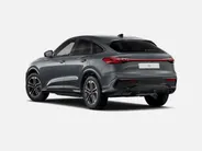 Audi Q5 Sportback 2.0 TFSI e-hybrid quattro S edition Competition 367 PK · Glazen panoramadak · Trekhaak elek. wegklapbaar · MMI bijrijdersdisplay