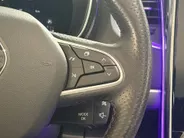 Renault Espace 225PK TCe Initiale Paris 7p. Automaat | 7 Zitplaatsen | Stoelverwarming | Schuif/Kantel Dak | Stoelverkoeling | Semi Elektrische Wegklapbare Trekhaak | Climate Control | Apple CarPlay/Android Auto | Head Up Display | Wit Leder | Camera | Parkeersensoren |