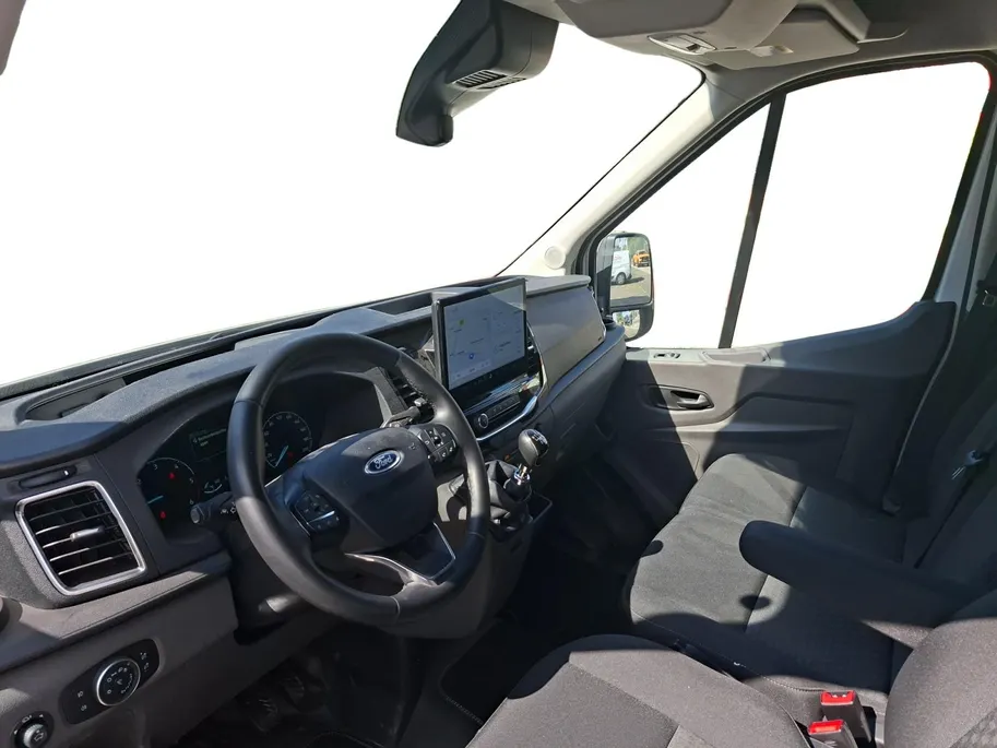 Ford Transit 350 2.0 TDCI L3H2 Trend 130 pk l BPM VRIJ! | Navigatiesysteem| 12' scherm | Trekhaak | Voorruitverwarming l 3-zits | All seasonbanden | Laadruimtebescherming