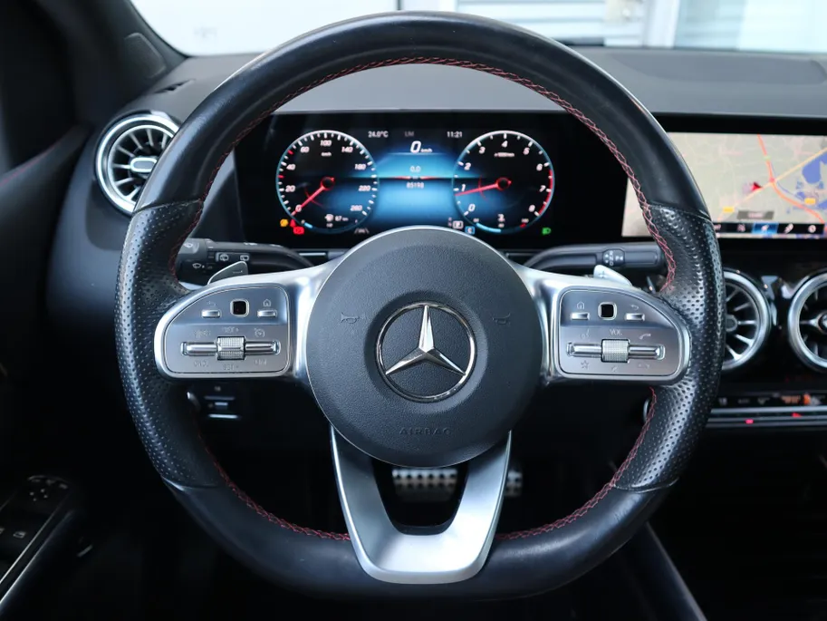 Mercedes-Benz B-Klasse 180 Business Solution AMG l Stoelverwarming l Ambiente verlichting l Achteruitrij camera