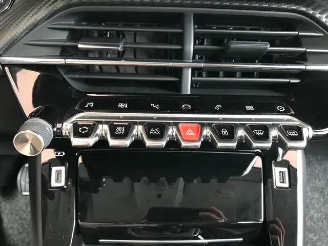 Peugeot 208 1.2 PureTech Allure Pack