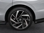 Volkswagen ID.7 Limited Edition Plus 77 kWh accu 286 PK · Achteruitrijcamera · Draadloze telefoonlader ·