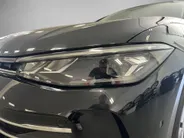 Volkswagen Passat Variant 1.5 eTSI 150pk DSG Business · Camera · Stuur- & Stoelverwarming · Apple/Android Car Play · Massagefunctie Voorstoelen · Garantie t/m 11-06-2028 of 100.000km