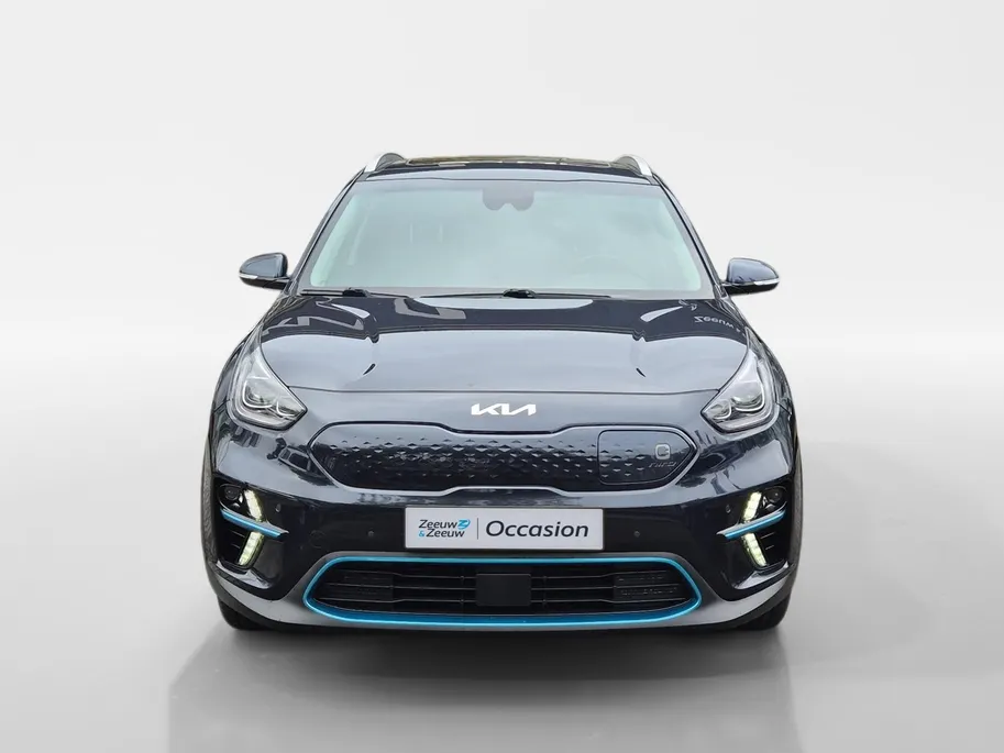 Kia e-Niro DynamicPlusLine 64 kWh | Airco | Navi | Camera | Privacy Glass | Trekhaak | Stoelverwarming | Stuurverwarming