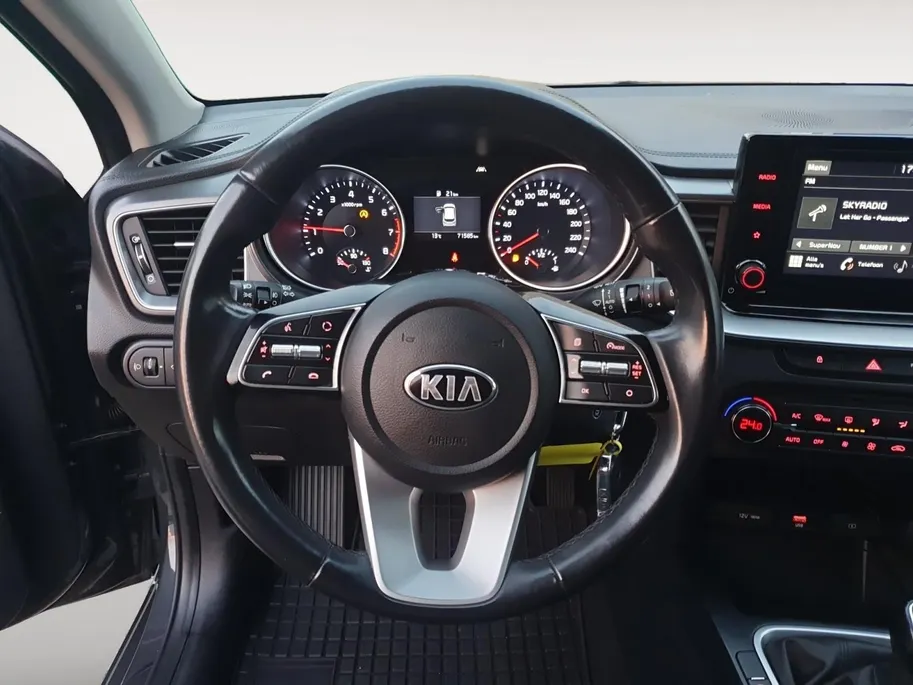 Kia Ceed Sportswagon 1.0T Comfortline Edition | Camera | Apple Carplay / Android Auto | Climate control | Cruise control | Parkeersensoren achter |
