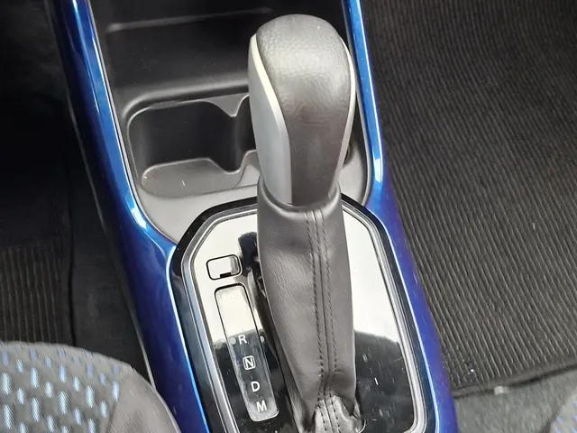 Suzuki Ignis 1.2 Smart Hybrid Select automaat | rijklaarprijs !!