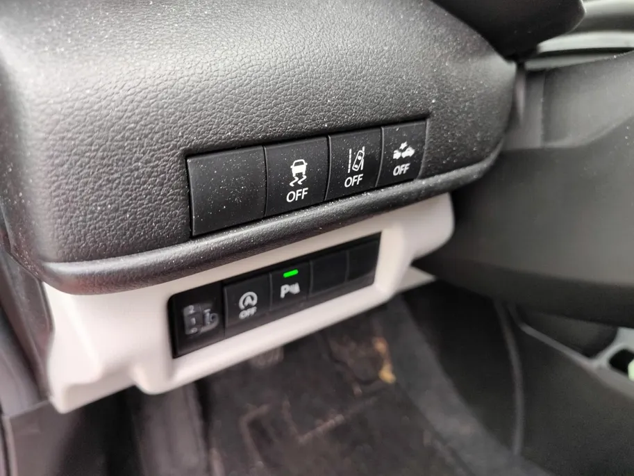 Suzuki Swift 1.2 Select Smart Hybrid | Stoelverwarming | Navigatie | Camera | Incl. 12 maanden garantie, APK, Onderhoudsbeurt etc. Premiumpakket gratis! |