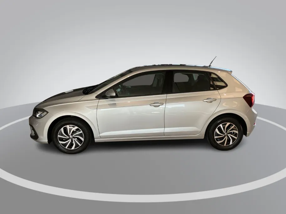 Volkswagen Polo 1.0TSI/95PK Life Business ·Stoelverwarming · Apple/Android Car Play ·  Navigatie · Clima · Parkeersensoren · Garantie t/m 30-05-2027 of 100000km.