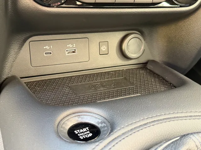 Nissan Juke 1.0 DIG-T 114pk N-Design | Virtual Cockpit | Navigatie | App Connect | Keyless | Apple CarPlay | Android Auto