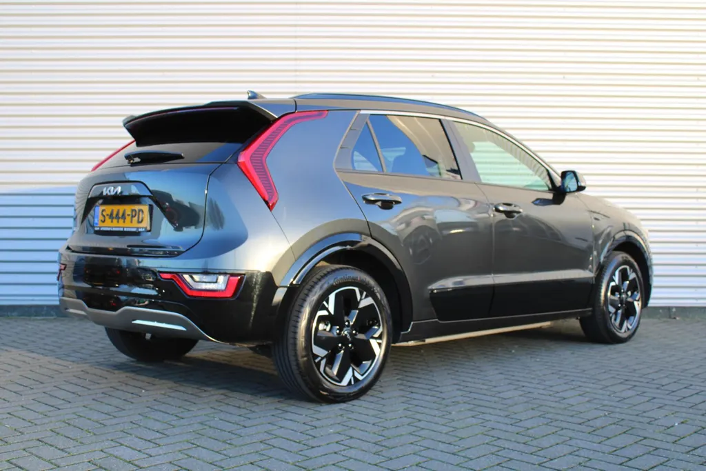 Kia Niro EV DynamicPlusLine 64.8 kWh | Airco | Navi | Camera | Cruise | 17' LM | PDC |