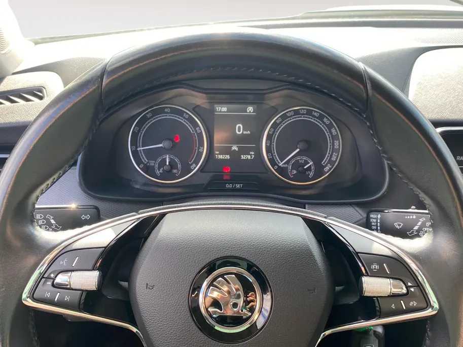 Škoda Kamiq 1.0 TSi Active CarPlay | Park.sens. | Cruise adaptief | lm velgen | LED | etc.