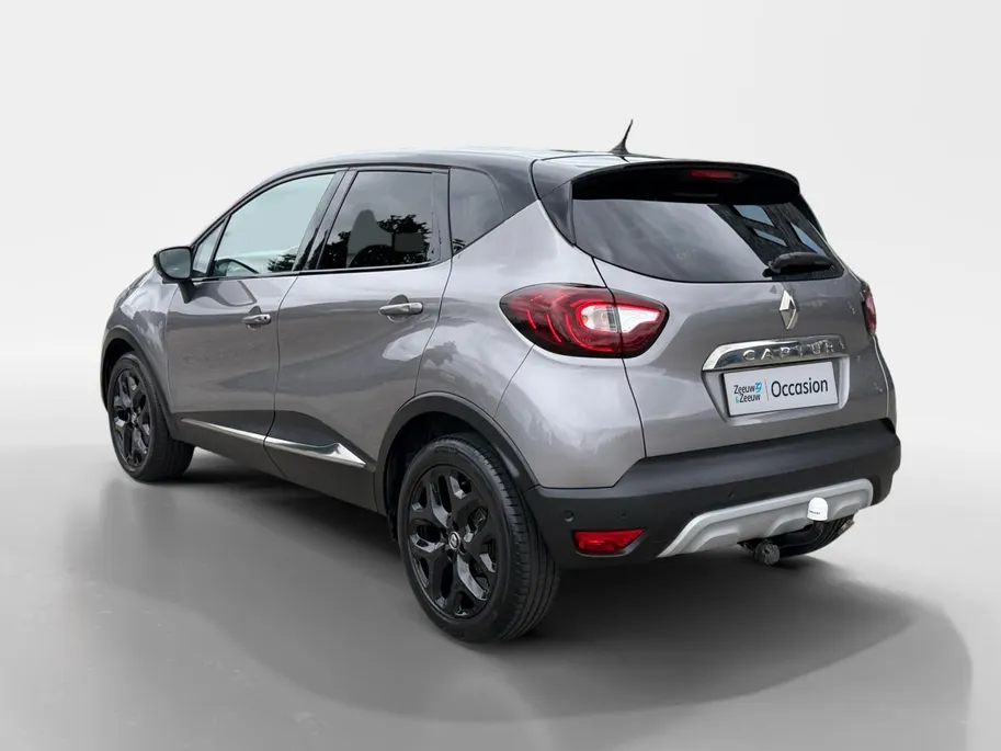 Renault Captur 120PK TCe Intens Automaat | Trekhaak | Navi | LM Velgen Hoogglans Zwart | Camera | Parkeersensoren | Full LED | Climate Control | Cruise Control | Keyless Entry | Elektrische Ramen & Spiegels | Licht & Regen Sensor |