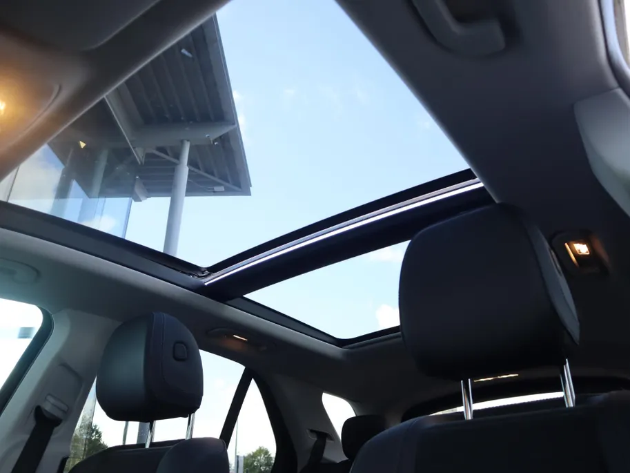 Mercedes-Benz GLE 400 e 4MATIC AMG Line l Panoramadak l Stoelverwarming l Ambiente lichtpakket l Keyless