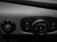 Ford Transit 350 2.0 TDCI L4H1 Trend Chassis Cabine Bakwagen | automaat | BÄR elektrische achterklep | hulpluchtvering |