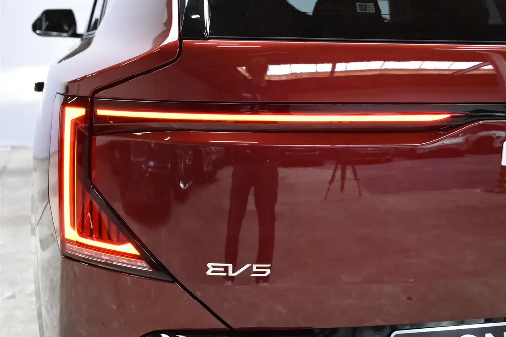 Kia EV5 81,4 kWh 217pk 2WD Plus Advanced