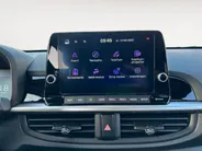 Kia Picanto 1.0 GDi DynamicLine | Airconditioning | Parkeersensoren achterzijde en achteruitrijcamera | Apple Carplay | NU MET €2.000 inruilpremie!