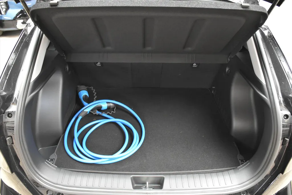 Hyundai Kona 48,4 kWh 156pk Comfort I Navi I Camera I PDC