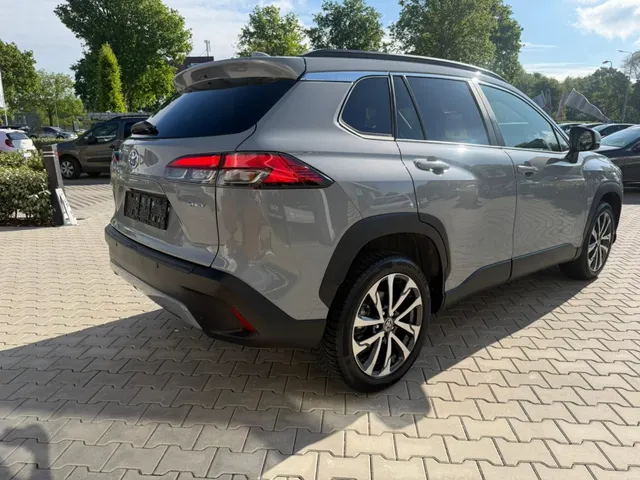 Toyota Corolla Cross Hybrid 140 Dynamic | Parkeersensoren V+A | All Seasons