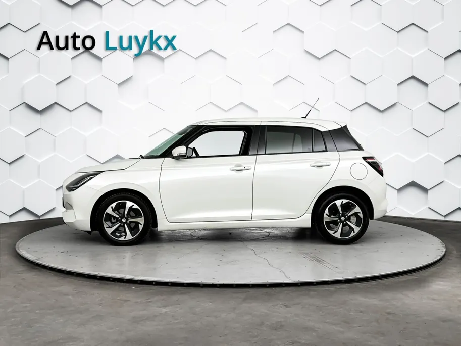 Suzuki Swift 1.2 Style Smart Hybrid Automaat | Navigatie | Apple Carplay/Android Auto | Adaptieve Cruise Control