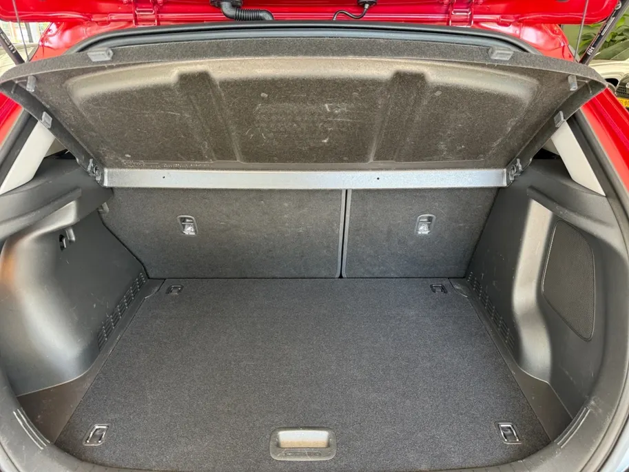 Hyundai Kona 1.6 GDI HEV Comf Smart | Keyless entry/start | Apple/Android | C