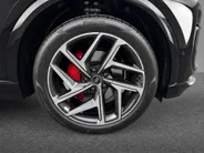Audi Q6 e-tron Sportback S edition performance 100 kWh · Panorama dak · Trekhaak · Luchtvering · Optiekpakket zwart · Rode remzadels