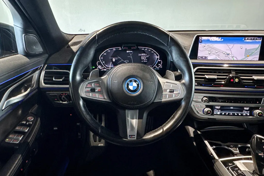 BMW 7 Serie 745e High Executive