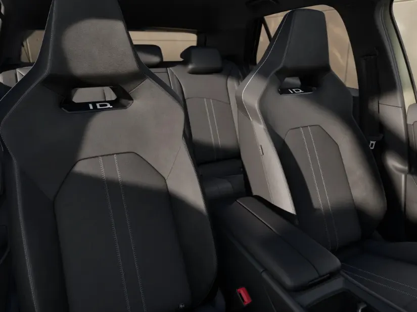 Volkswagen ID.3 (1) GP2 Life 50 kWh accu 170 PK Elektr. aandrijving · Comfort Pakket · Steunhaak voor fietsendrager, afneembaar · Zijruiten achter en achterruit getint ·