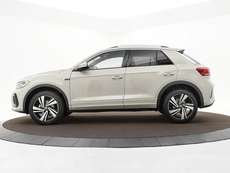Volkswagen T-Roc 1.5 TSI 150pk DSG R-Line · Camera · Keyless · Dodehoeksensor · Stoelverwarming · ACC · Elek. Achterklep · 18'Velgen · Garantie t/m 19-02-2027