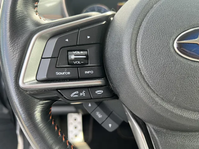 Subaru XV 2.0i e-BOXER Premium Automaat | Apple Carplay & Android Auto | Elek. Schuif/Kantel Dak | Climate Control | Lichtmetalen Velgen