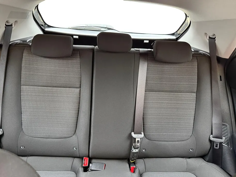 Kia Stonic 1.0 T-GDi MHEV DynamicPlusLine Automaat |  Navi | Apple Carplay/Android Auto | Metallic lak | Stoel & stuurverwarming | Fabrieksgarantie t/m 11-8-2032 + 3x 1 jaar* | NAP