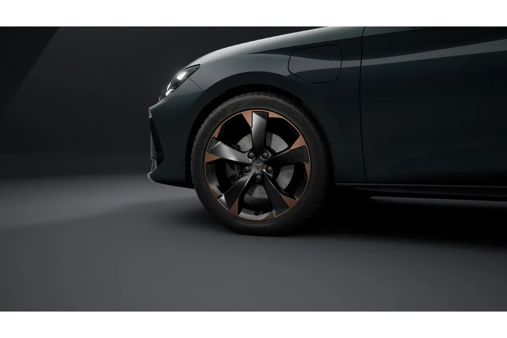 CUPRA Leon Business | Achteruitrijcamera | Digitaal instrumentenpaneel (Virtual Cockpit) | Draadloze Apple CarPlay™, Android Auto™