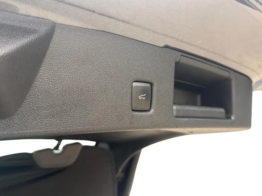 Ford Kuga 2.5 PHEV ST-Line | Winter Pack | Elektr. Achterklep | Achteruitrijcamera | Dodehoek detectie | Adapt. Cruise Control | 12 maanden garantie! |