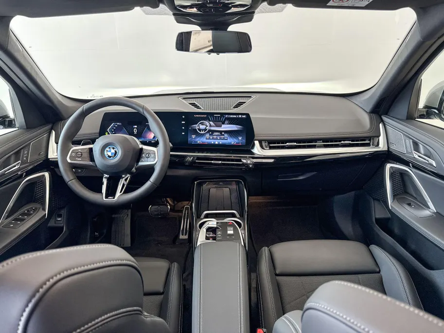 BMW iX1 eDrive20 67 kWh M Sport Edition