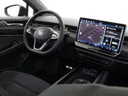 Volkswagen ID.7 Tourer Pro Limited Edition 77kWh 286pk · Navigatie · 360 camera · Trekhaak · 20' LM velgen