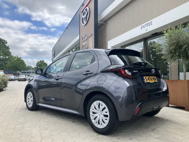 Toyota Yaris 1.5 Hybride Active | Camera | Apple Car-play | Stoelverw