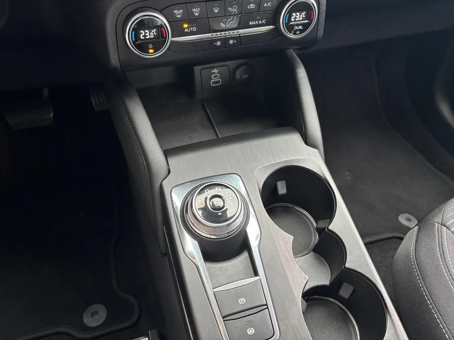 Ford Kuga 2.5 PHEV Titanium | Trekhaak | Cruise control | Achteruitrijcamera | 12 maanden BOVAG garantie