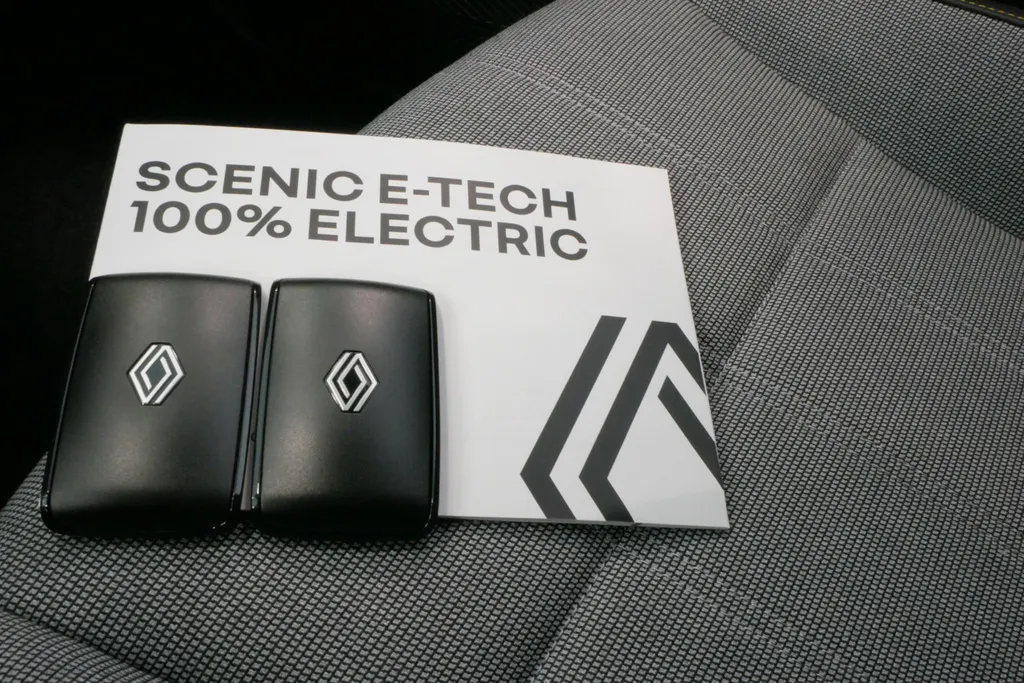 Renault Scénic E-Tech EV87 long range iconic Uit voorraad leverbaar OP = OP | €3.000 KORTING | 5 jaar garantie!
