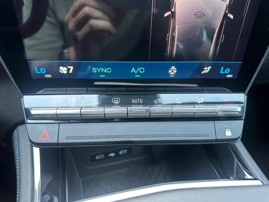 Renault Espace E-Tech full hybrid 200 esprit Alpine 5p. | Automaat | Apple Carplay & Android Auto | Head Up Display | Camera | Stuurverwarming | Apple Carplay & Android Auto | 12 Maanden BOVAG Garantie
