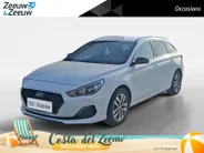 Hyundai i30 Wagon 1.0 T-GDI Comfort | Navigatie | Cruise | NU Rijklaarprijs! Incl.12 Maanden, APK, Onderhoudsbeurt etc! Premiumpakket gratis!
