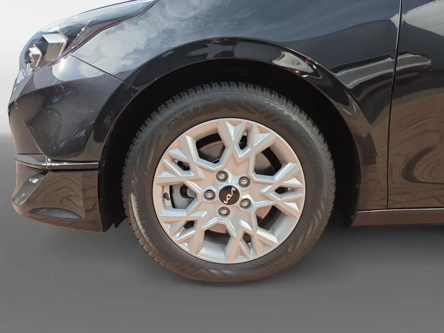 Kia Ceed Sportswagon 1.0 T-GDi DynamicLine | All-season banden | BTW-auto | Achteruitrijcamera | Parkeersensoren voor- en achter | Navi | Apple/Android Carplay | Cruise & Climate control | NAP
